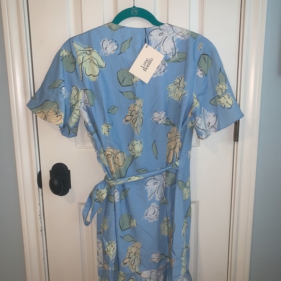 Lexa Front Wrap Dress in Unfolding Blooms - Picture 7 of 8